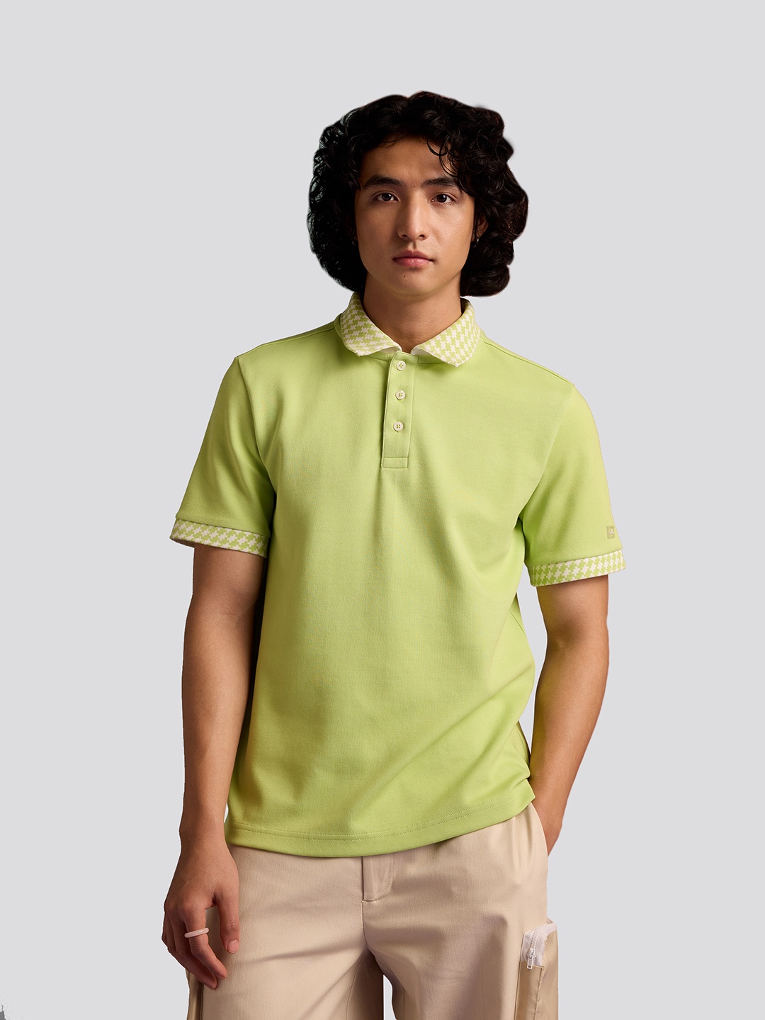 

Muvazo Men Polo Collar T-shirt, Green