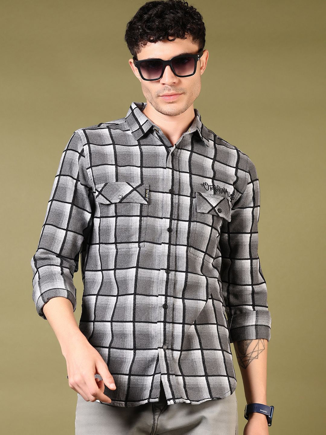 

V-Mart Men Spread Collar Windowpane Checked Cotton Casual Shirt, Grey