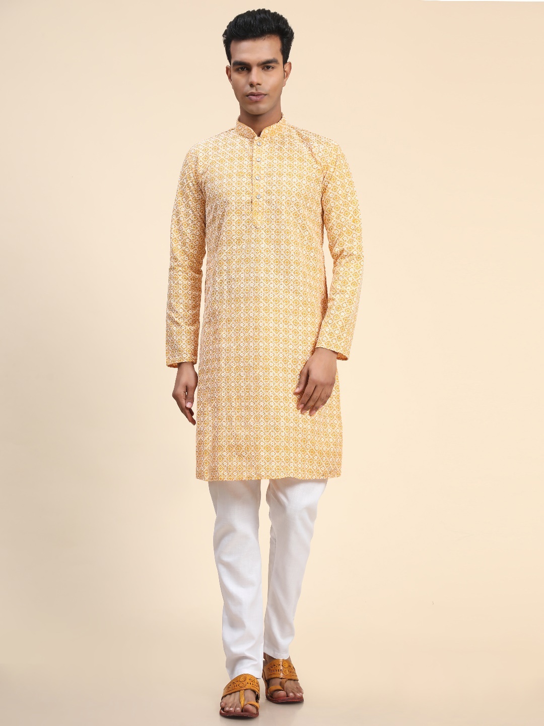 

PERFECTBLUE Men Thread Work Kurta, Yellow