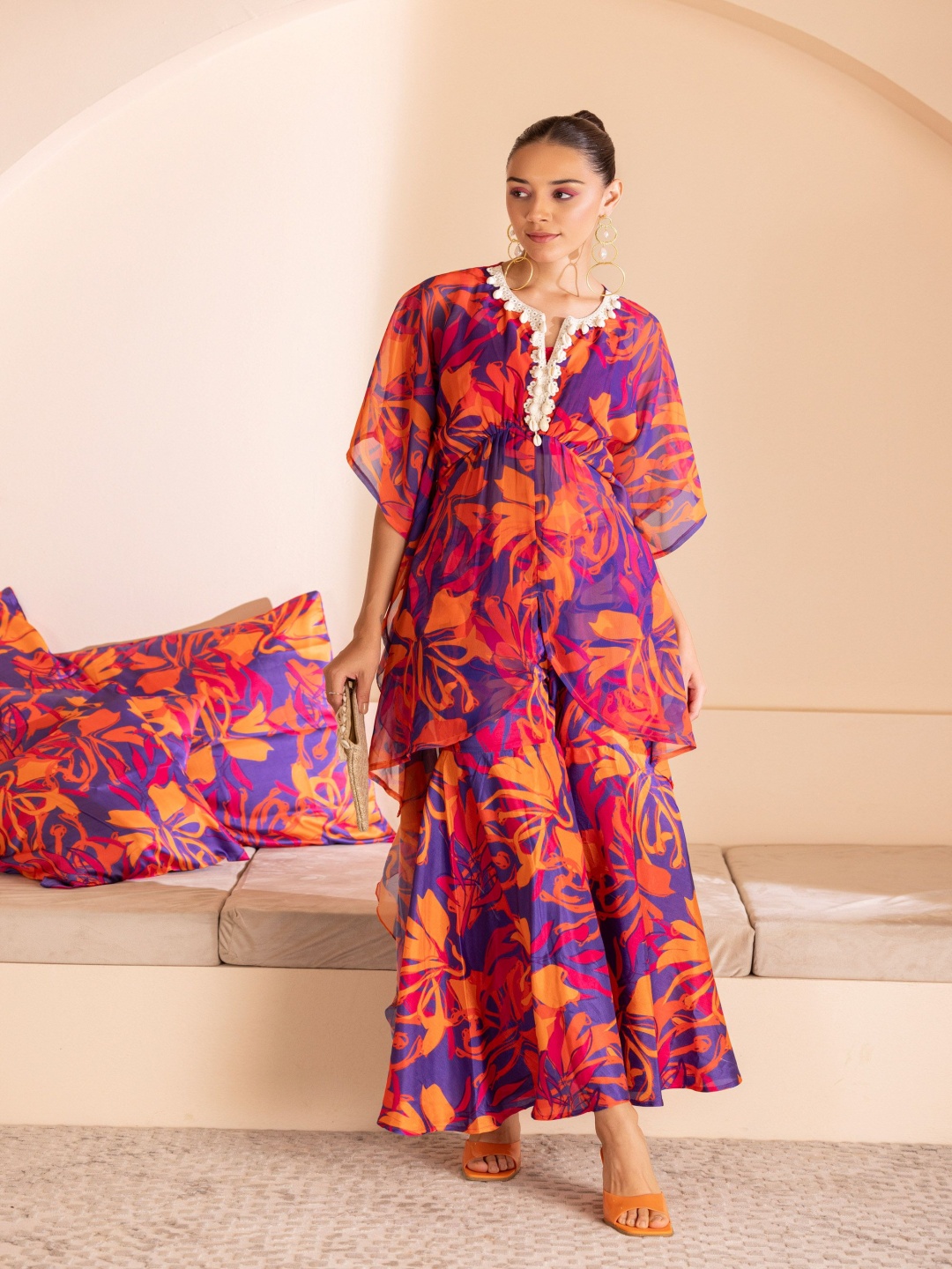 

SEW Women Printed Kaftan Set, Red