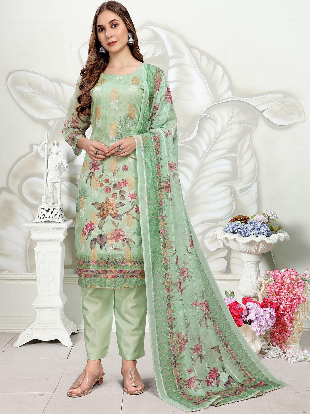 

VIRICA Women Floral Regular Gotta Patti Chanderi Cotton Kurta with Trousers & With Dupatta, Green