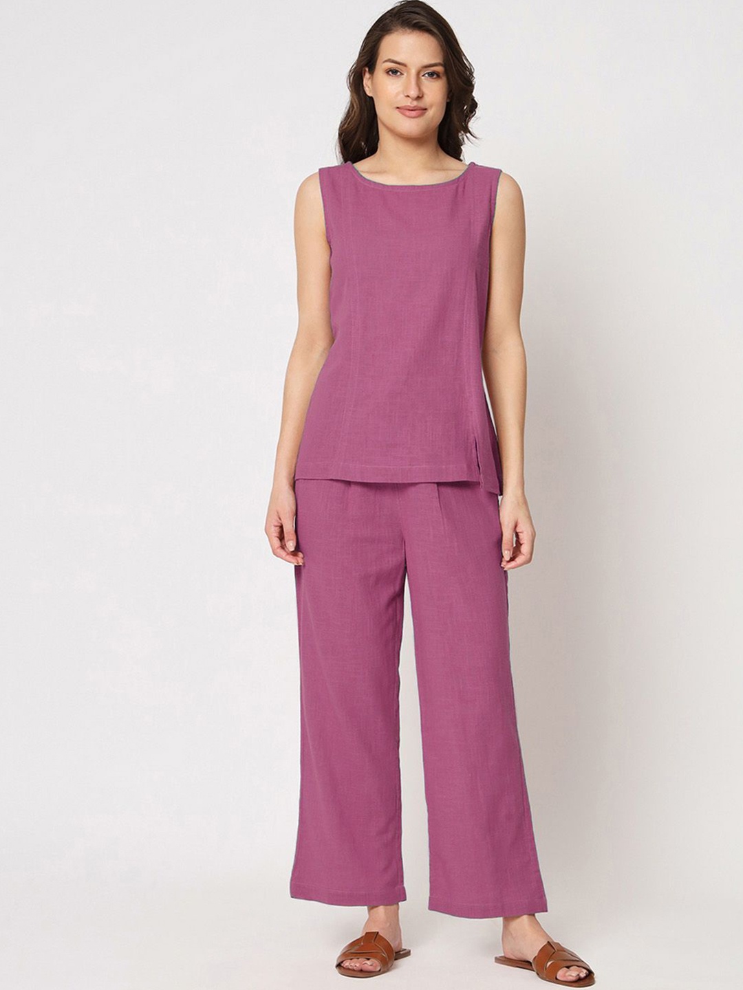 

Thevasa Round Neck Sleeveless Pure Cotton Straight Top With Trouser, Mauve