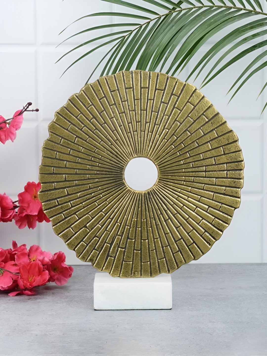 

Maison Modern Gold-Toned Figurine Showpiece