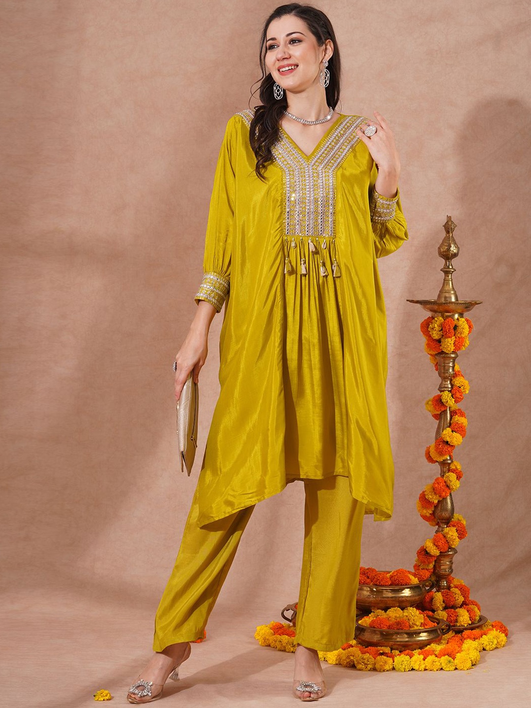 

FASHOR Floral Embroidered Beads and Stones Kaftan Kurta With Trousers, Lime green