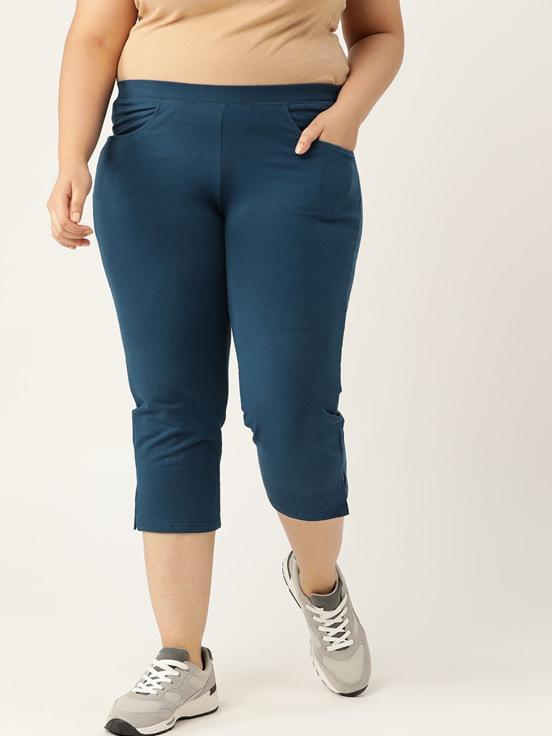 

theRebelinme Women Capris, Blue