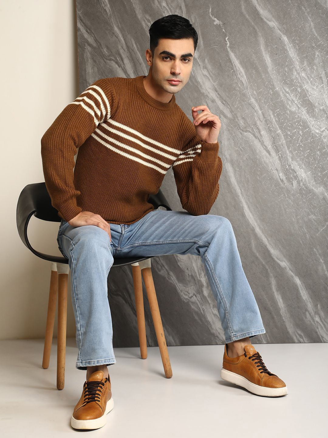 

CHKOKKO Men Striped Pullover, Brown