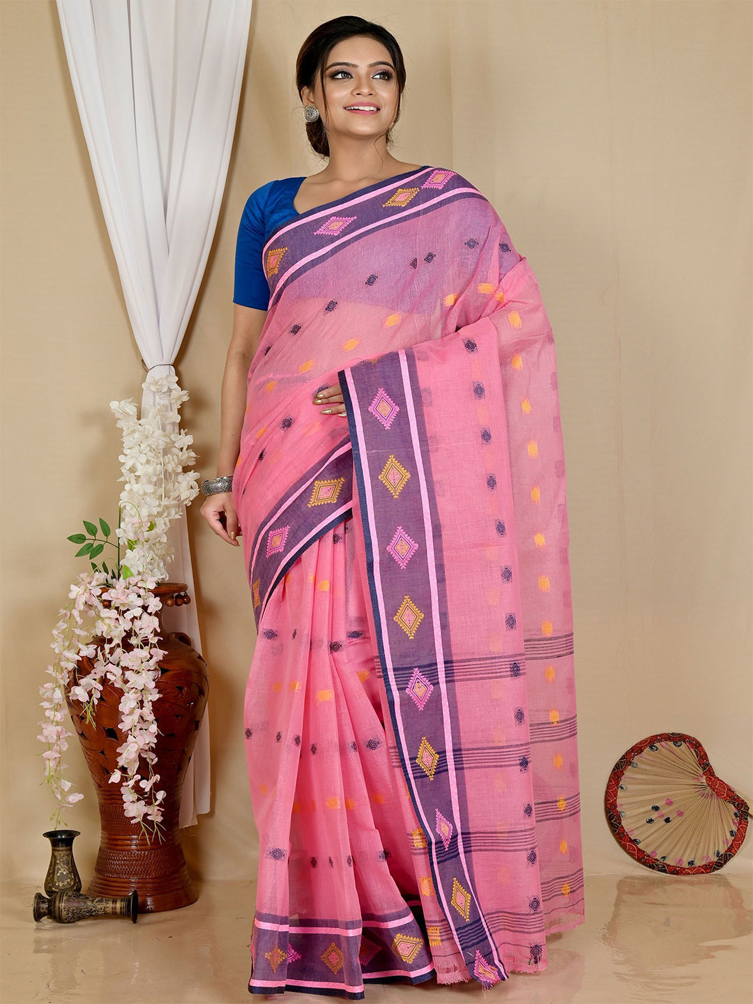 

PuJoy Woven Design Pure Cotton Taant Saree, Pink
