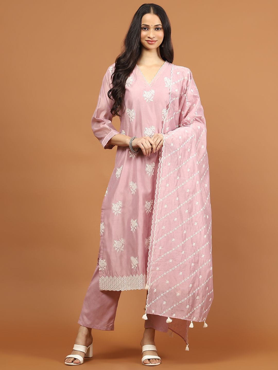

Meena Bazaar Floral Embroidered V-Neck Chanderi Silk Straight Kurta With Trouser & Dupatta, Mauve