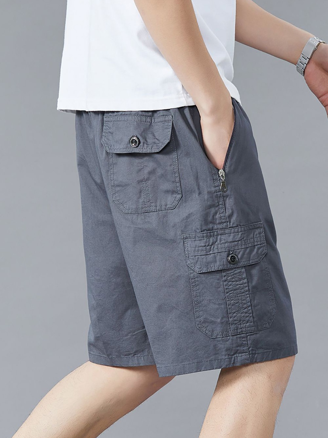 

StyleCast x Revolte Men Shorts, Grey