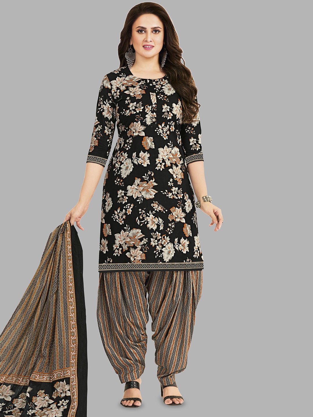 

shree jeenmata Floral Printed Pure Cotton Unstitched Dress Material, Black