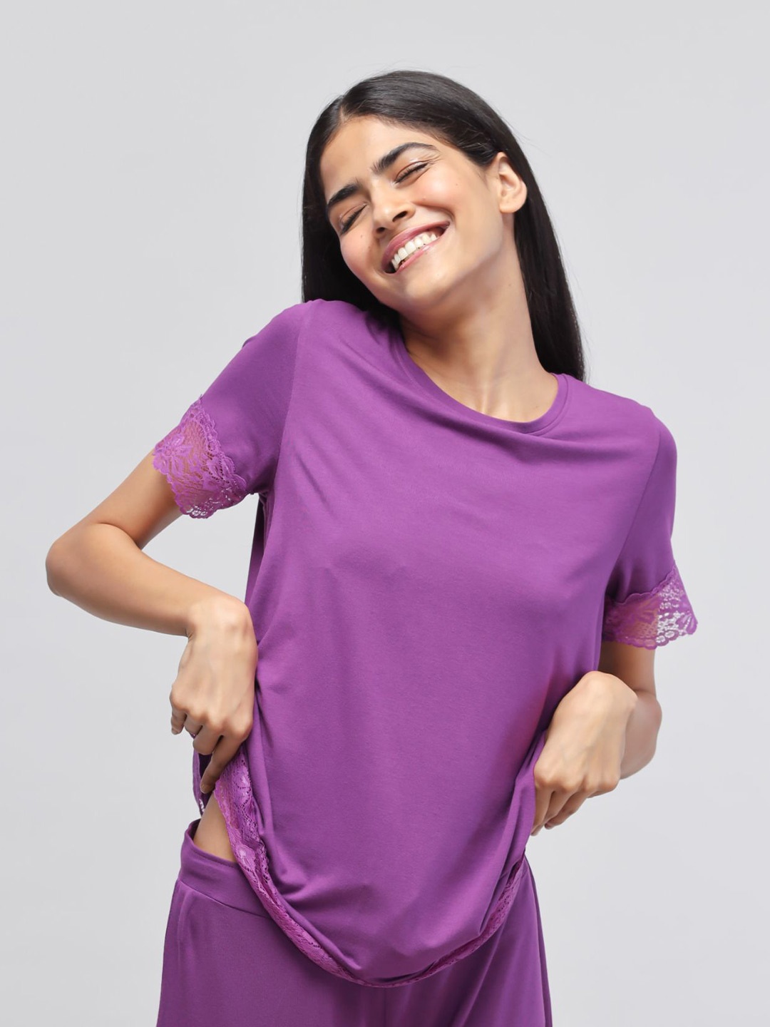 

necesera Women Round Neck Longline Top, Purple