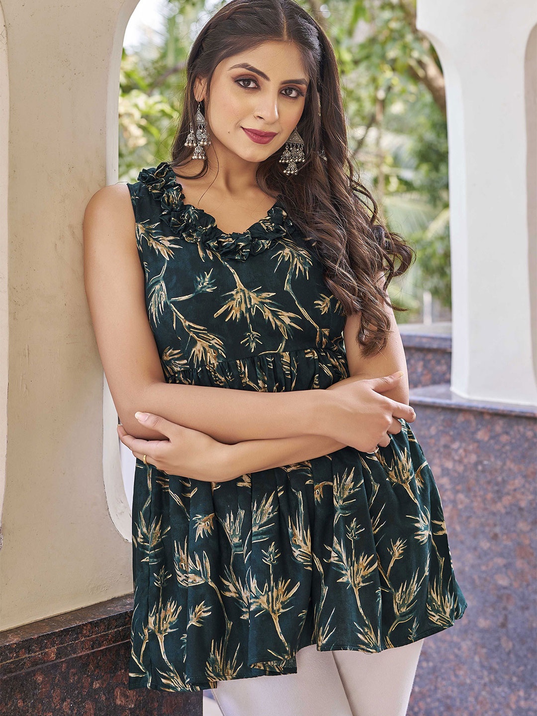 

Chandbaali Floral Printed Tunic, Green