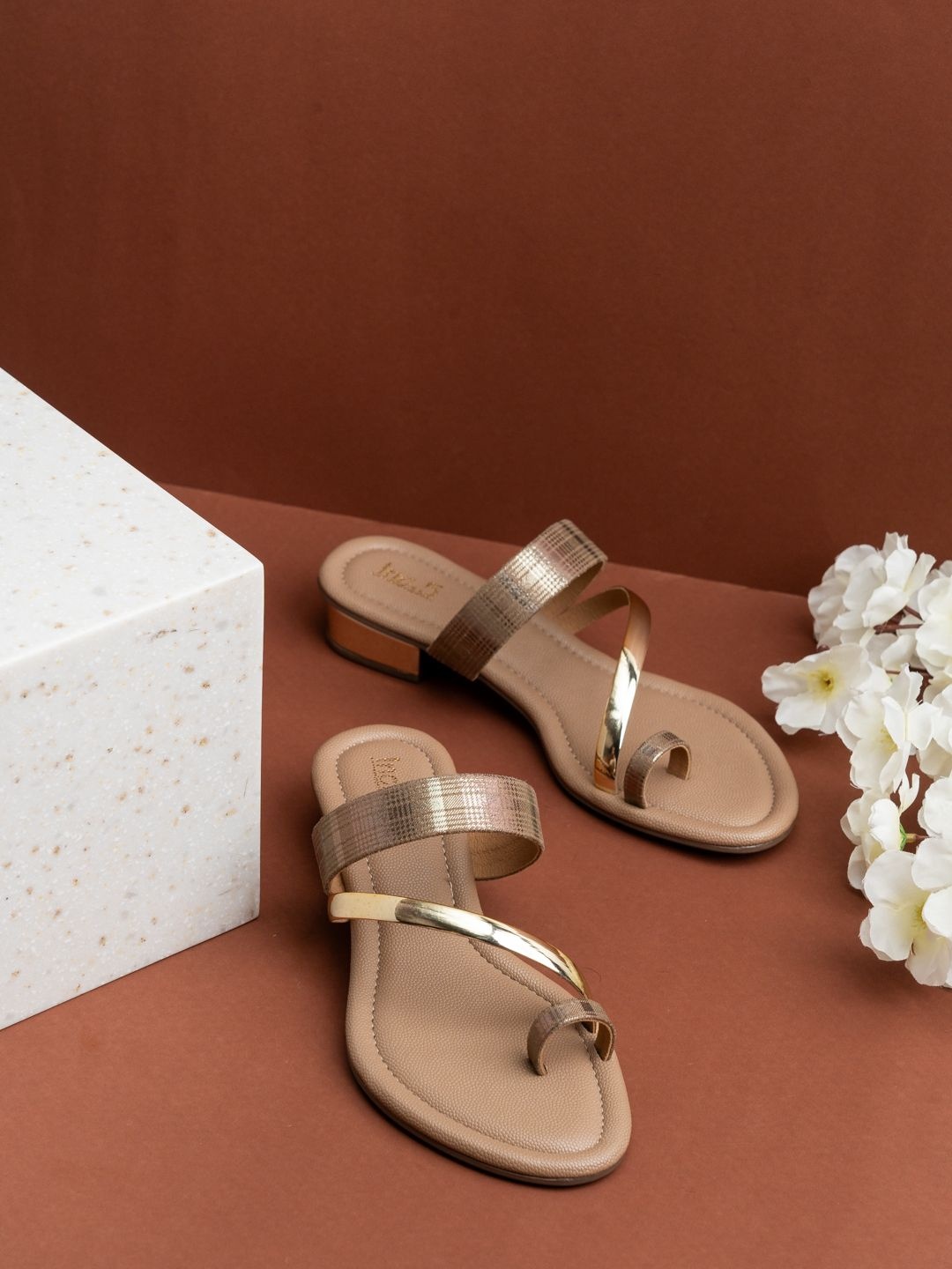 

Inc 5 Women Party Block Sandals with Buckles, Brown