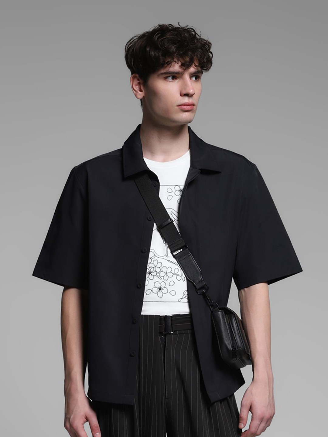 

Jack & Jones Men Oversized Fit Spread Collar Solid Casual Shirt, Black