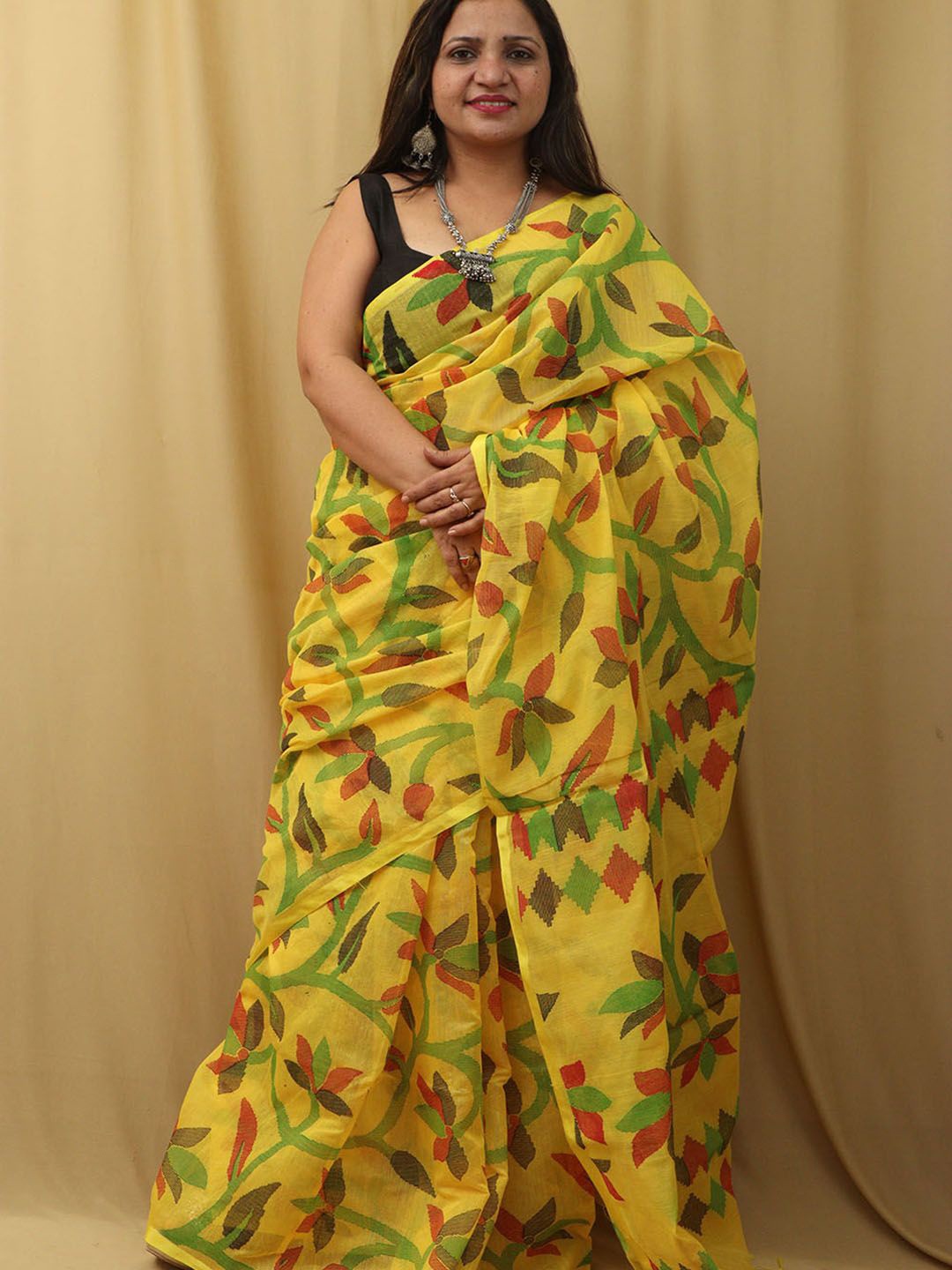 

Luxurionworld Woven Design Jamdani Saree, Yellow