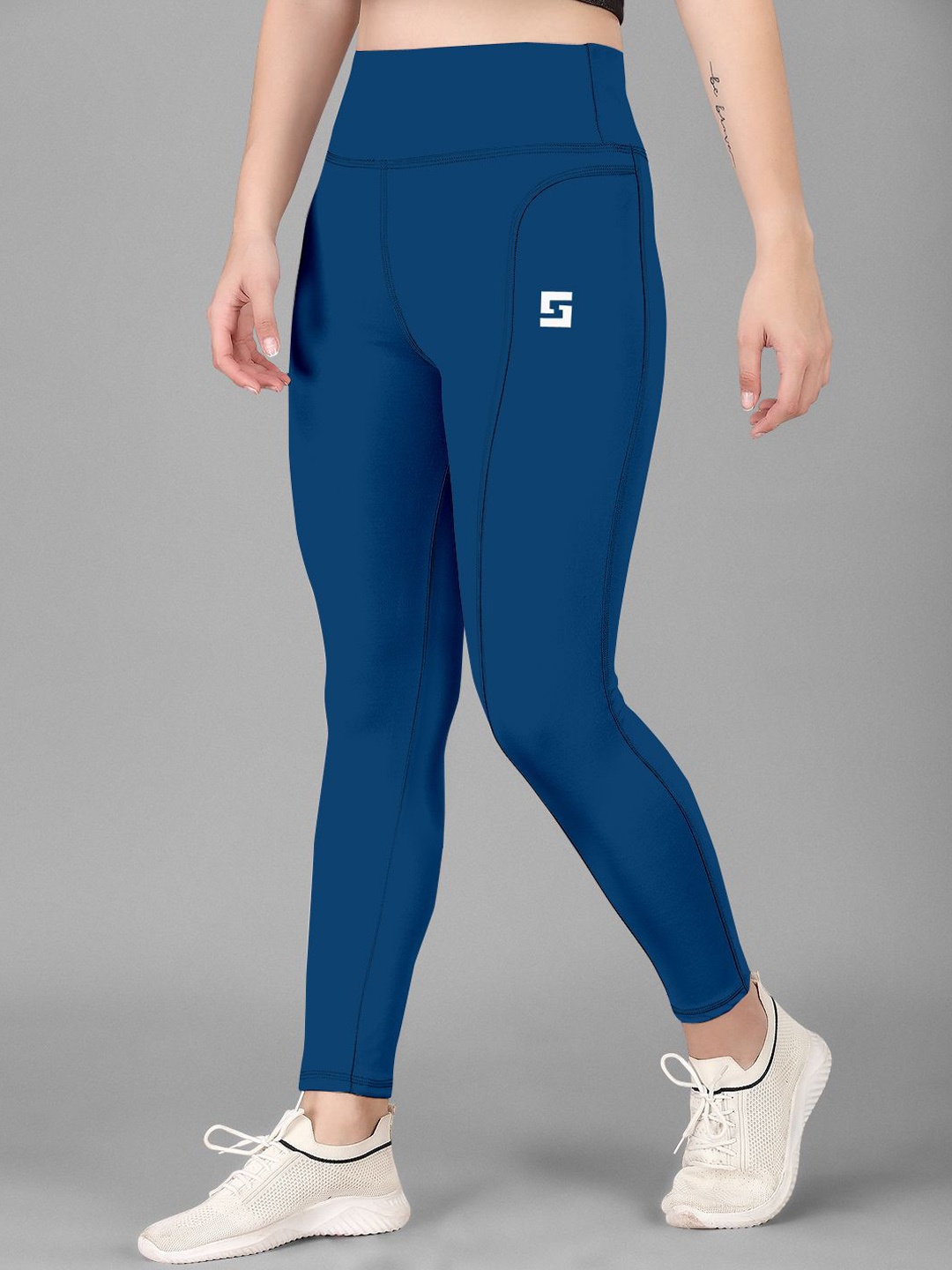 

POOJARAN SAREE High Rise Yoga Tights, Turquoise blue