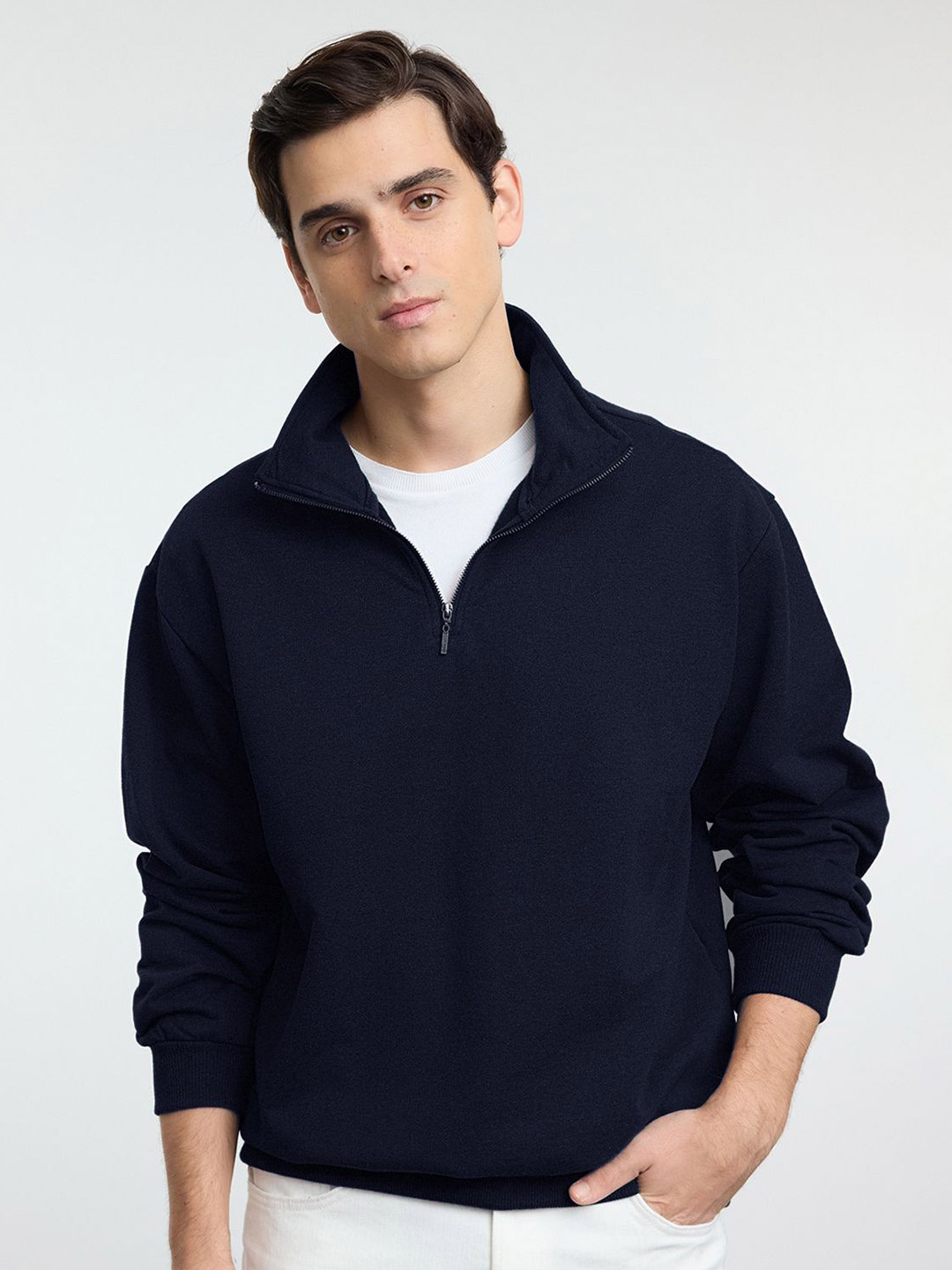 

Trendyol Men Mock Collar Sweatshirt, Na