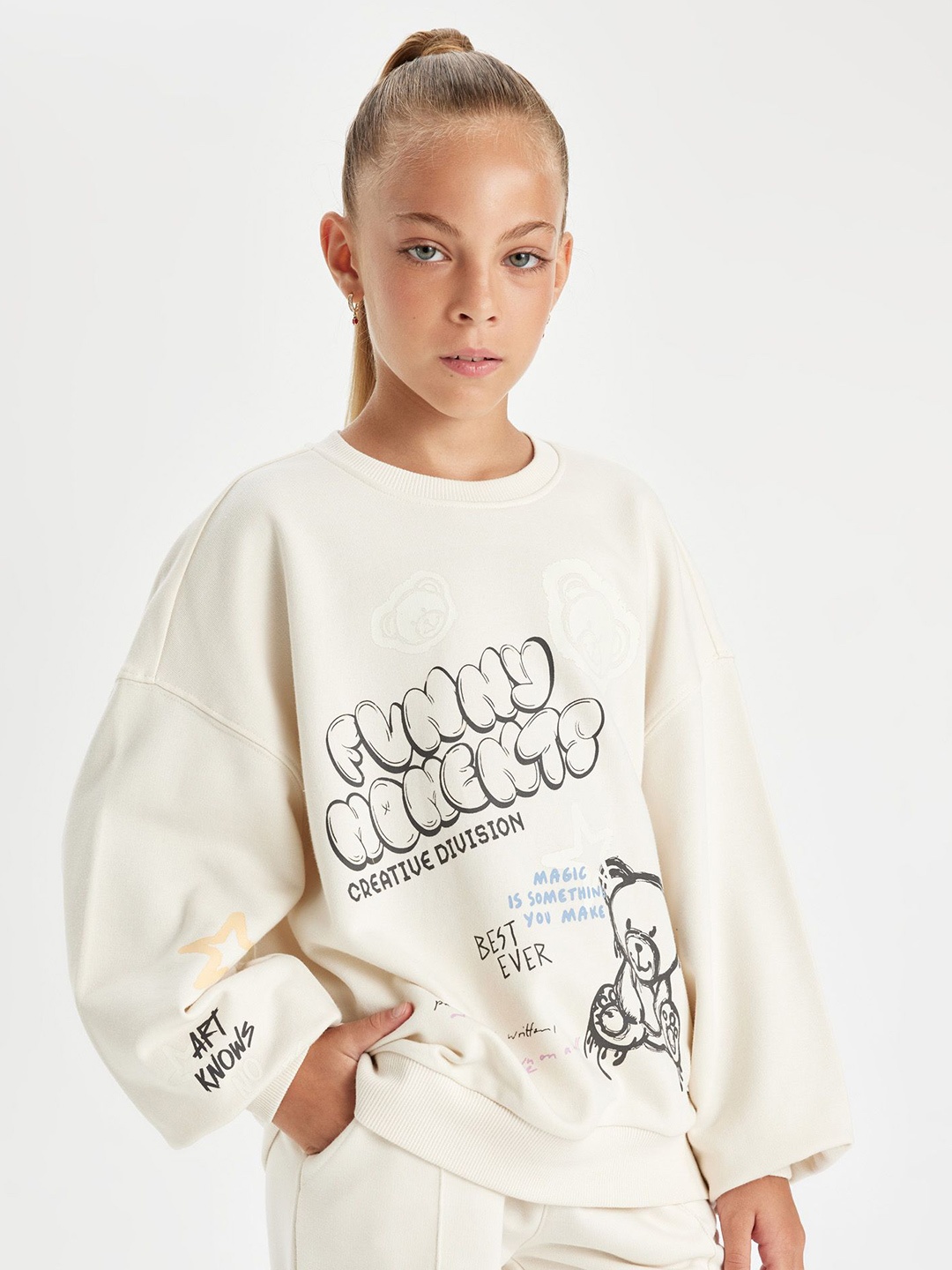 

DeFacto Girls Typography Printed Pullover Sweaters, White