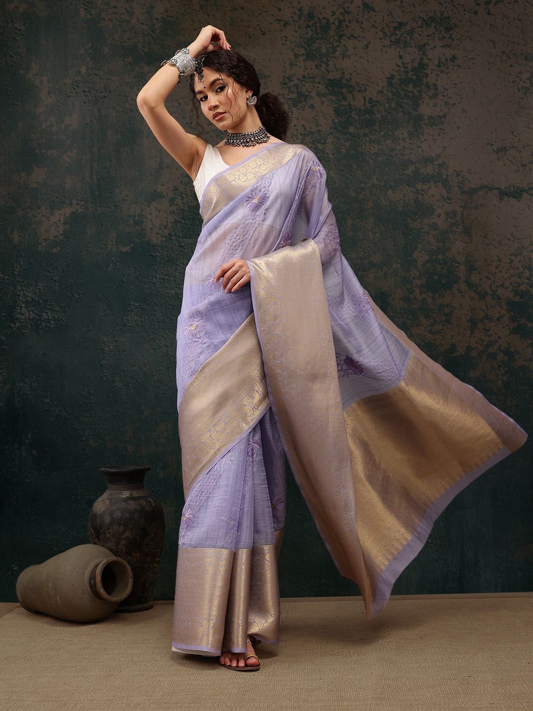 

DIVASTRI Cotton Silk Kota Doria Saree With Embroidery Work Woven Pallu, Lavender