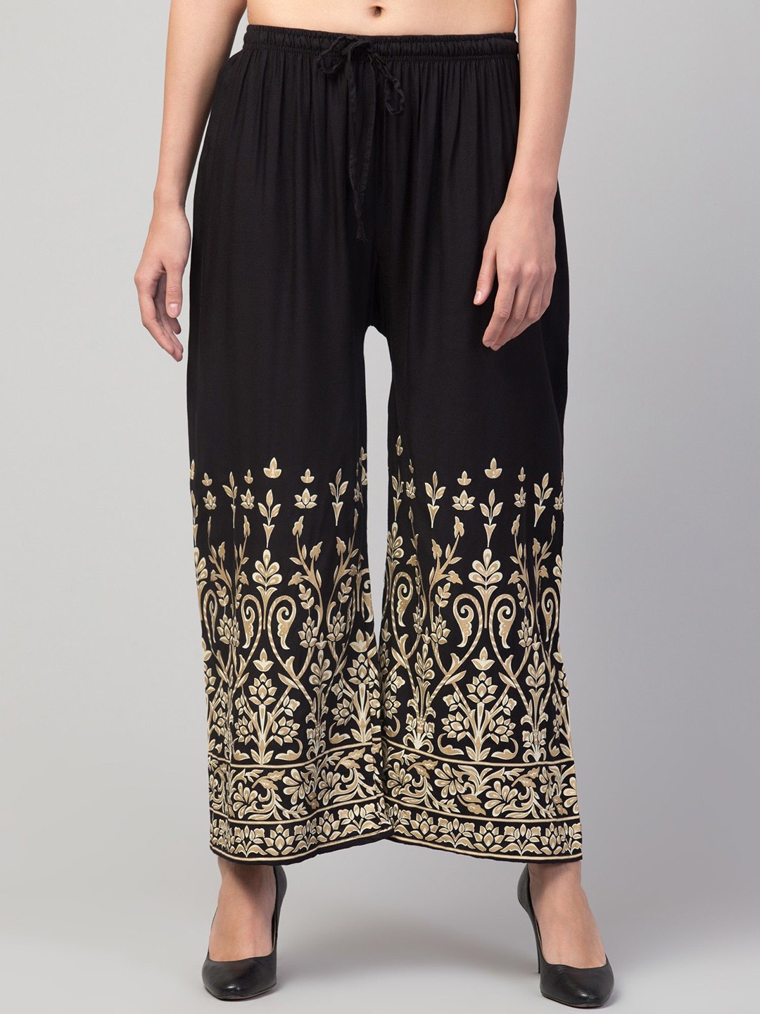 

STYLE PREZONE Women Animal Printed Relaxed Trousers, Black