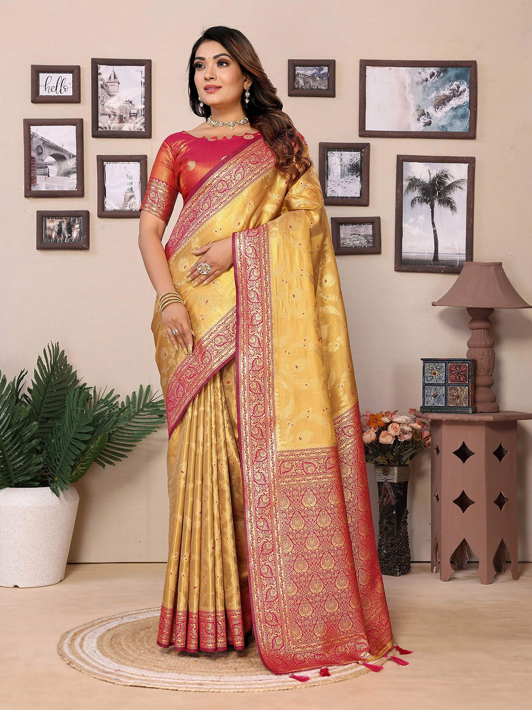 

Vintro Woven Design Zari Tissue Banarasi Saree, Yellow