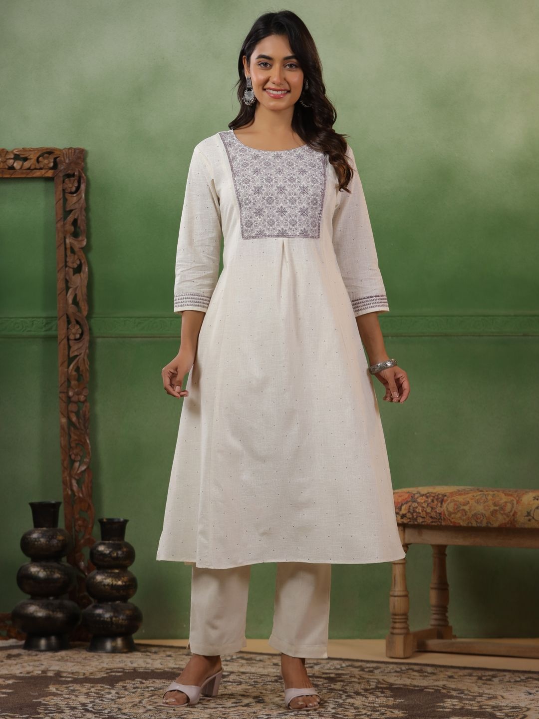 

Span Floral Printed Round Neck Pure Cotton A-line Kurta With Trouser, White