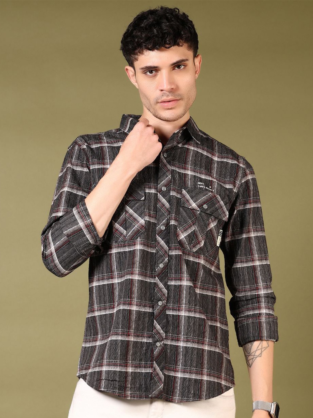 

V-Mart Men Spread Collar Tartan Checked Cotton Casual Shirt, Black