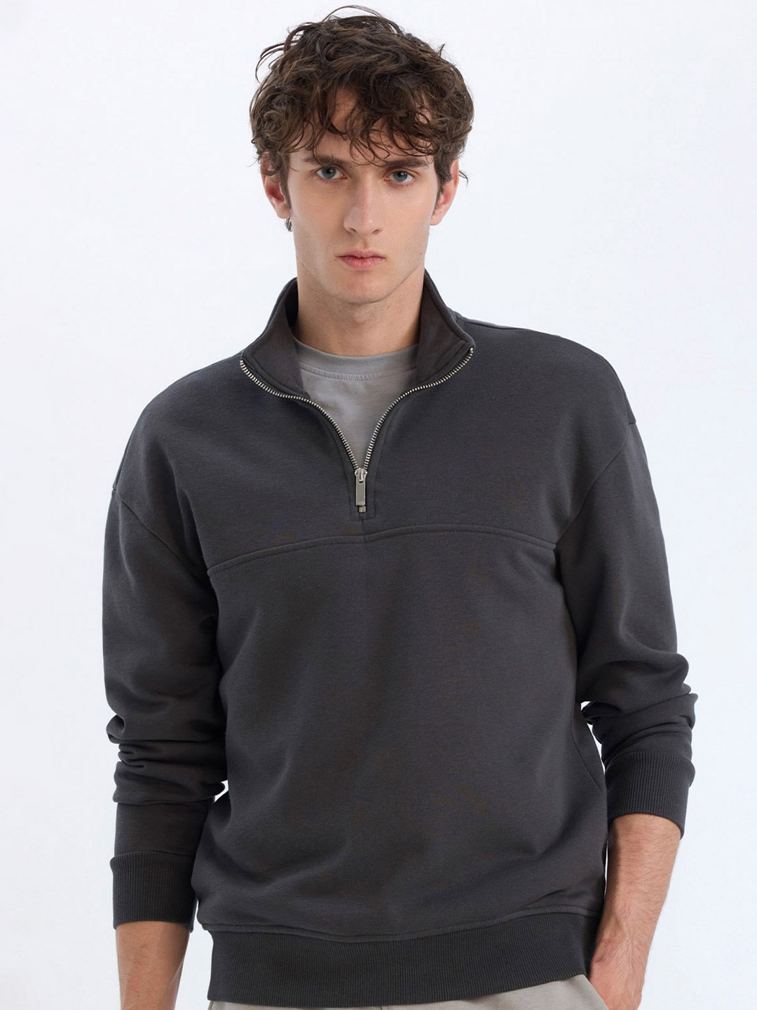 

DeFacto Men Mock Collar Pullover Sweater, Grey