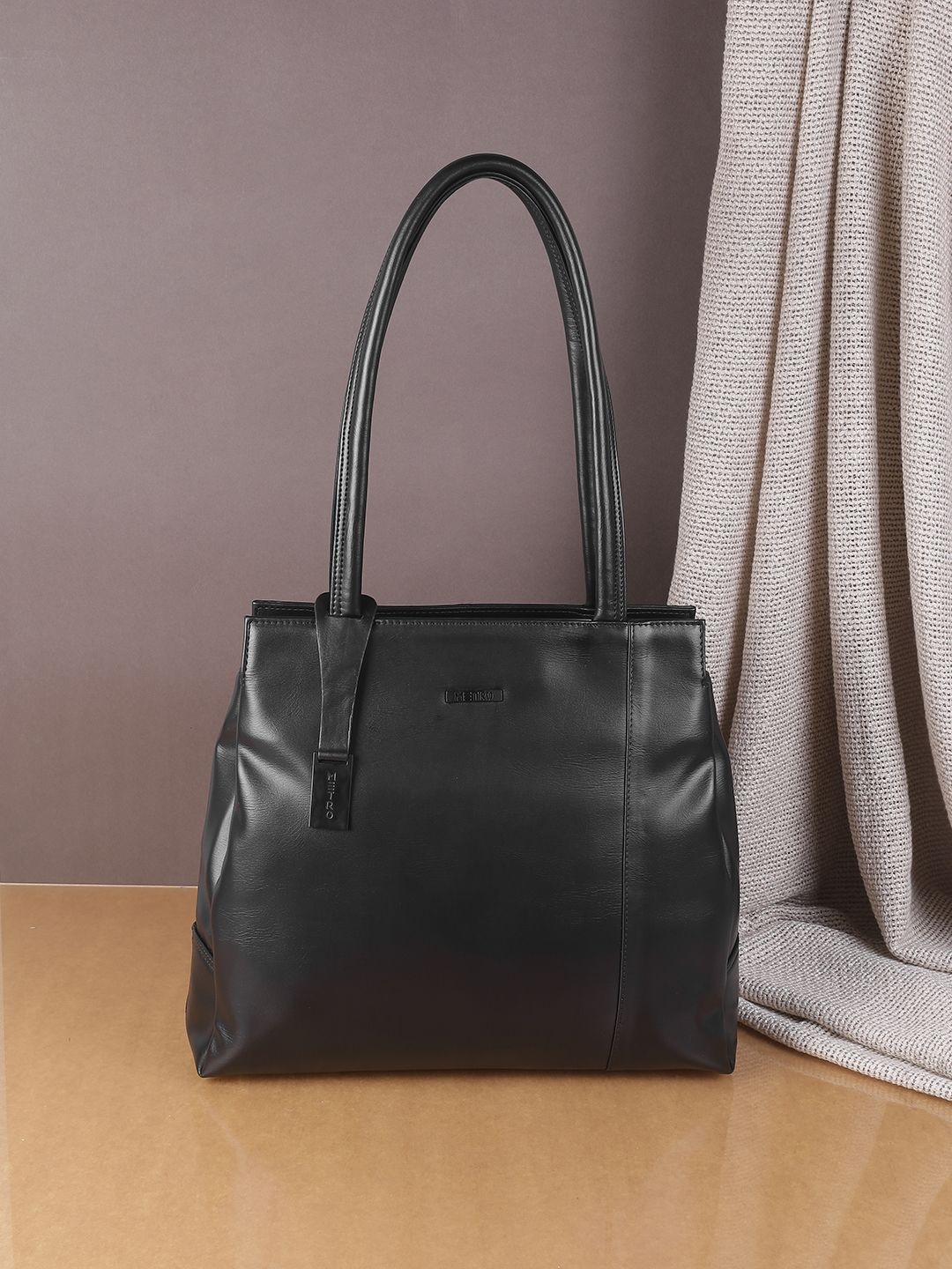 

Metro Women Solid Structured Shoulder Bag, Black