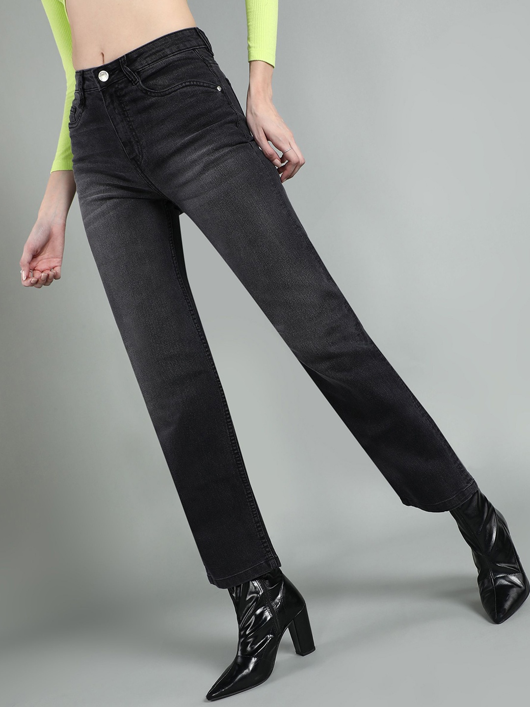 

Mast & Harbour Women Straight Fit Light Fade Stretchable Jeans, Black