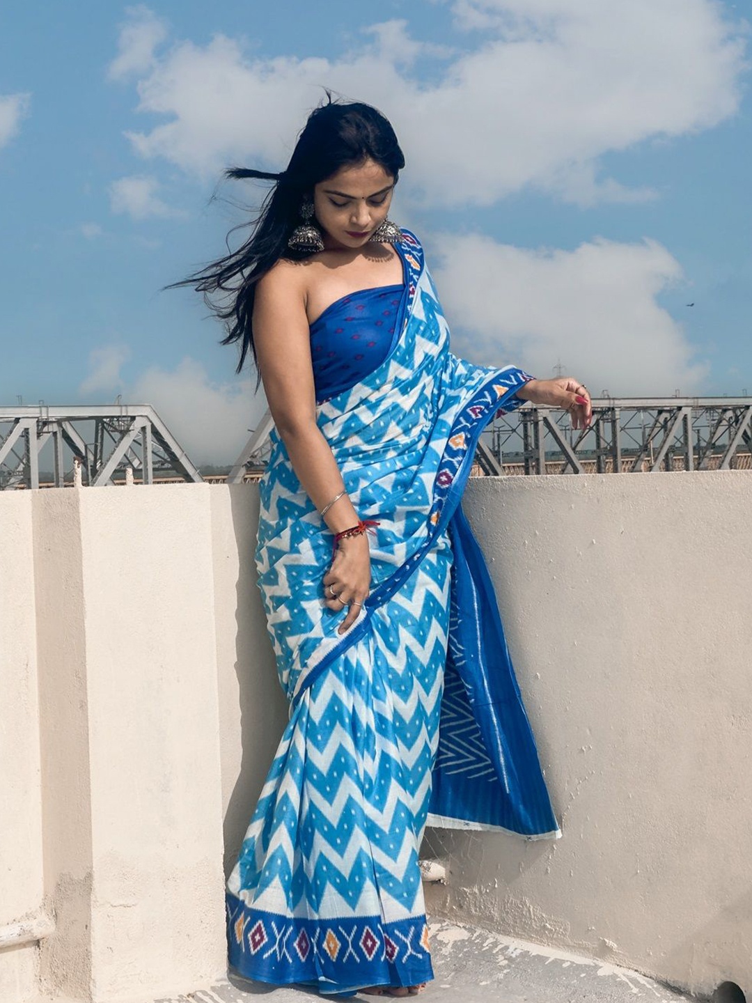 

HERE&NOW Leheriya Pure Cotton Handloom Ikat Saree, Blue