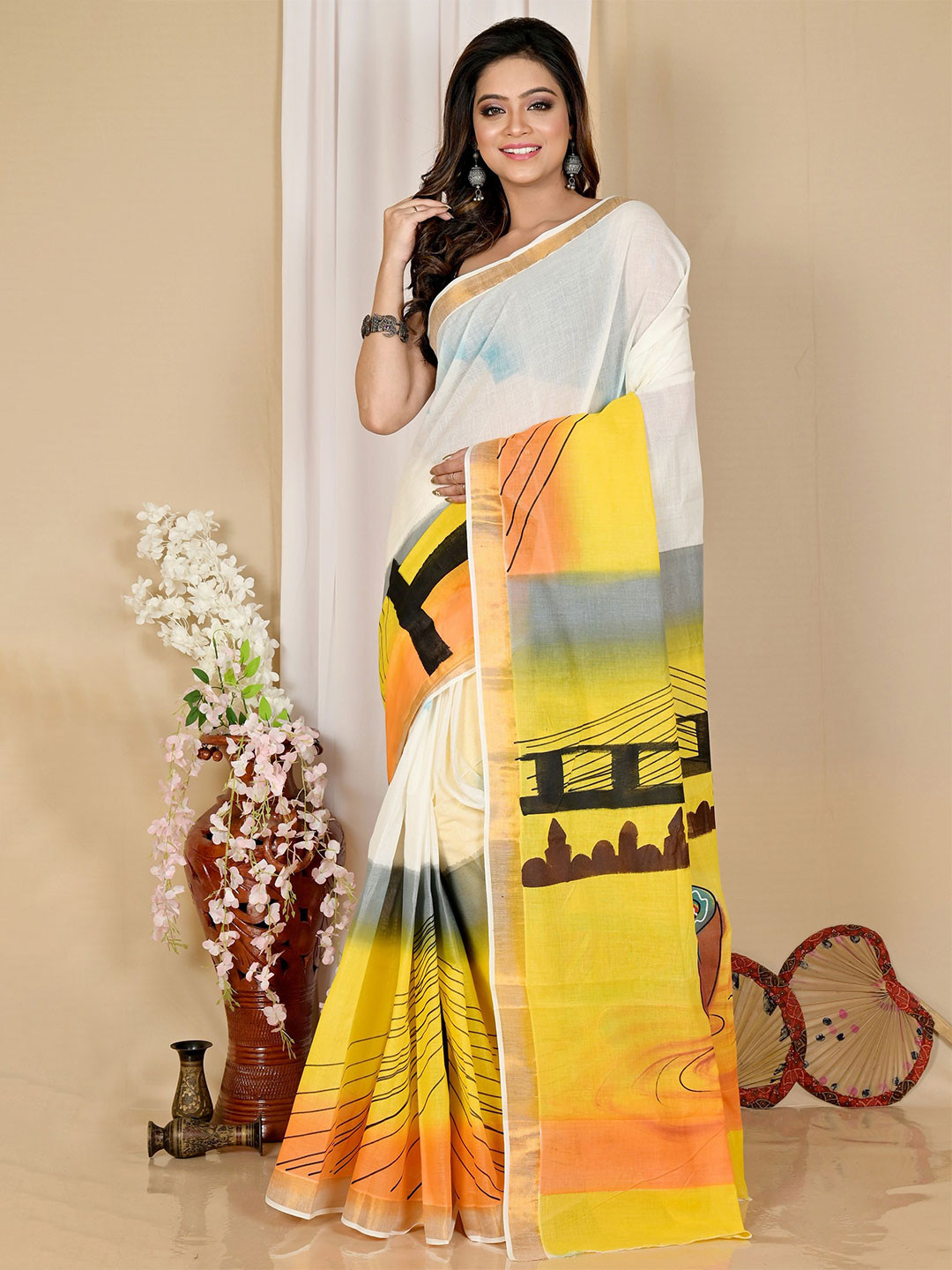 

DipDiya Abstract Printed Pure Cotton Taant Saree, White
