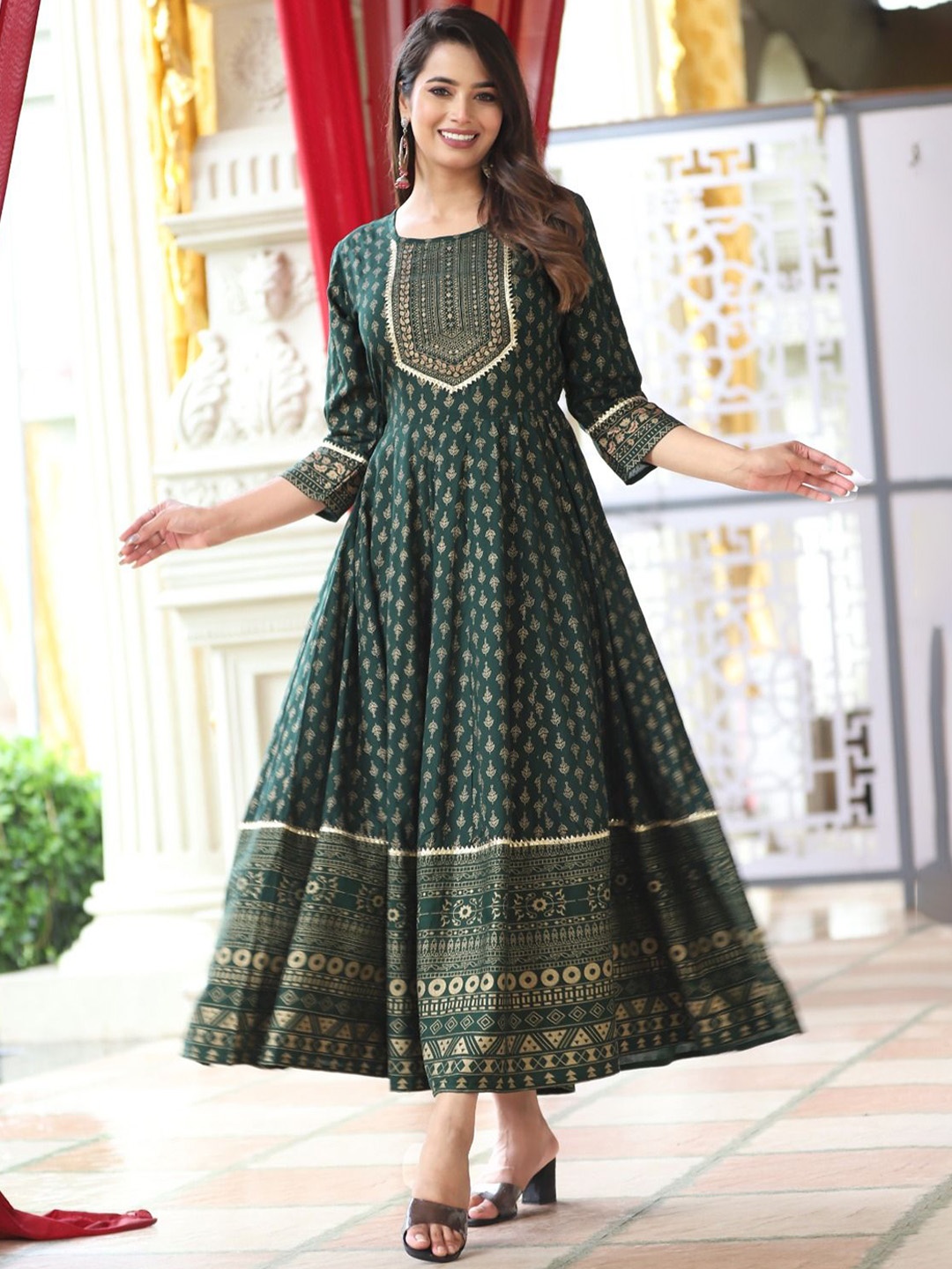 

Pristyle Ethnic Motifs Woven Design Gotta Patti Anarkali Kurta, Green