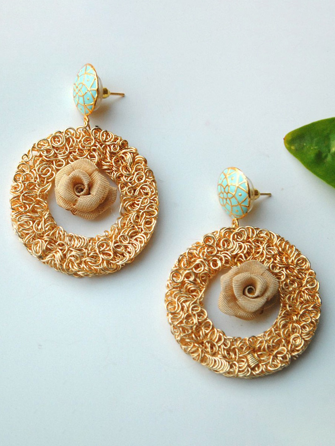 

BeAbhika Gold-Plated Contemporary Drop Earrings