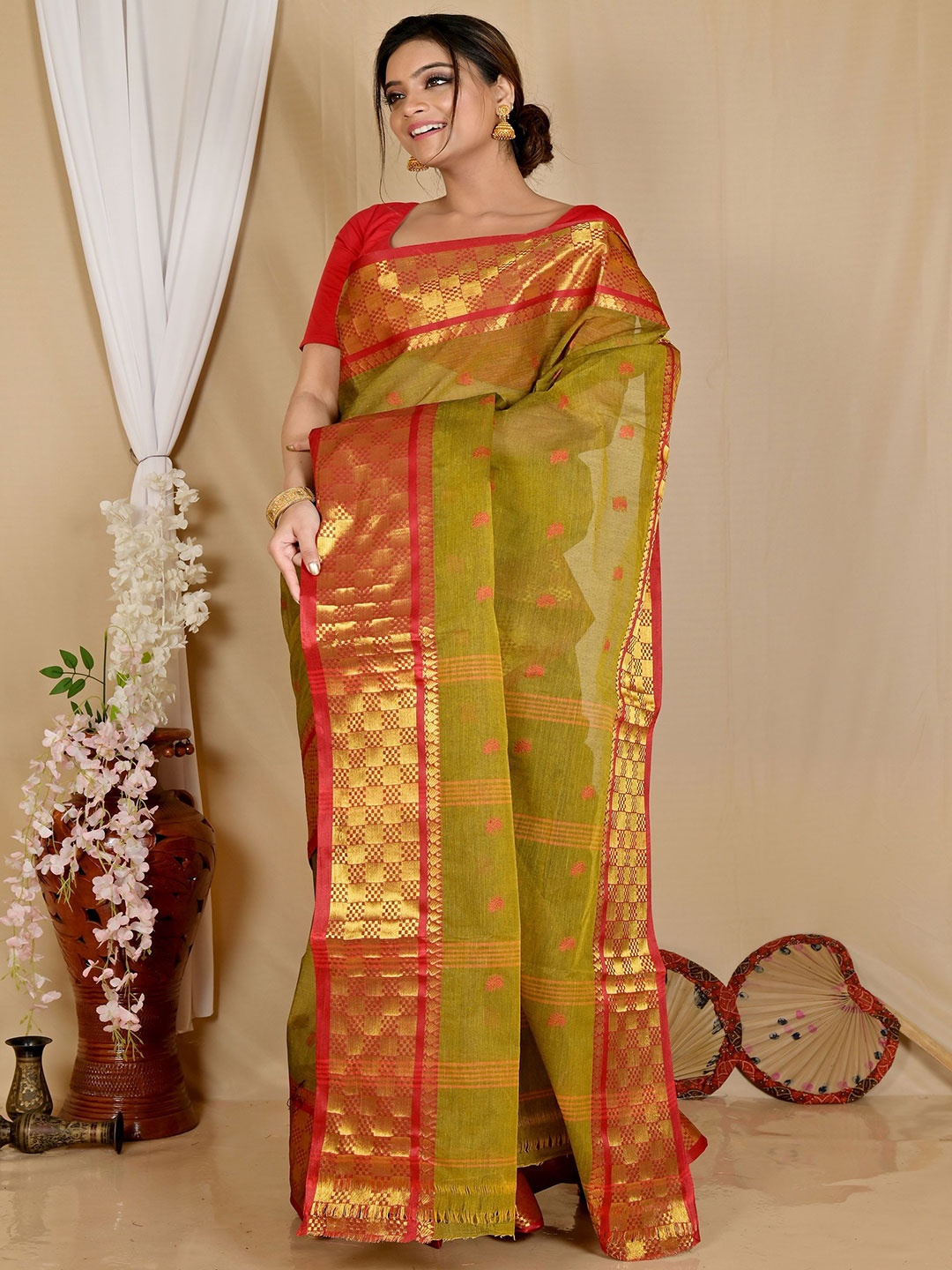 

PuJoy Woven Design Pure Cotton Handloom Taant Saree, Green