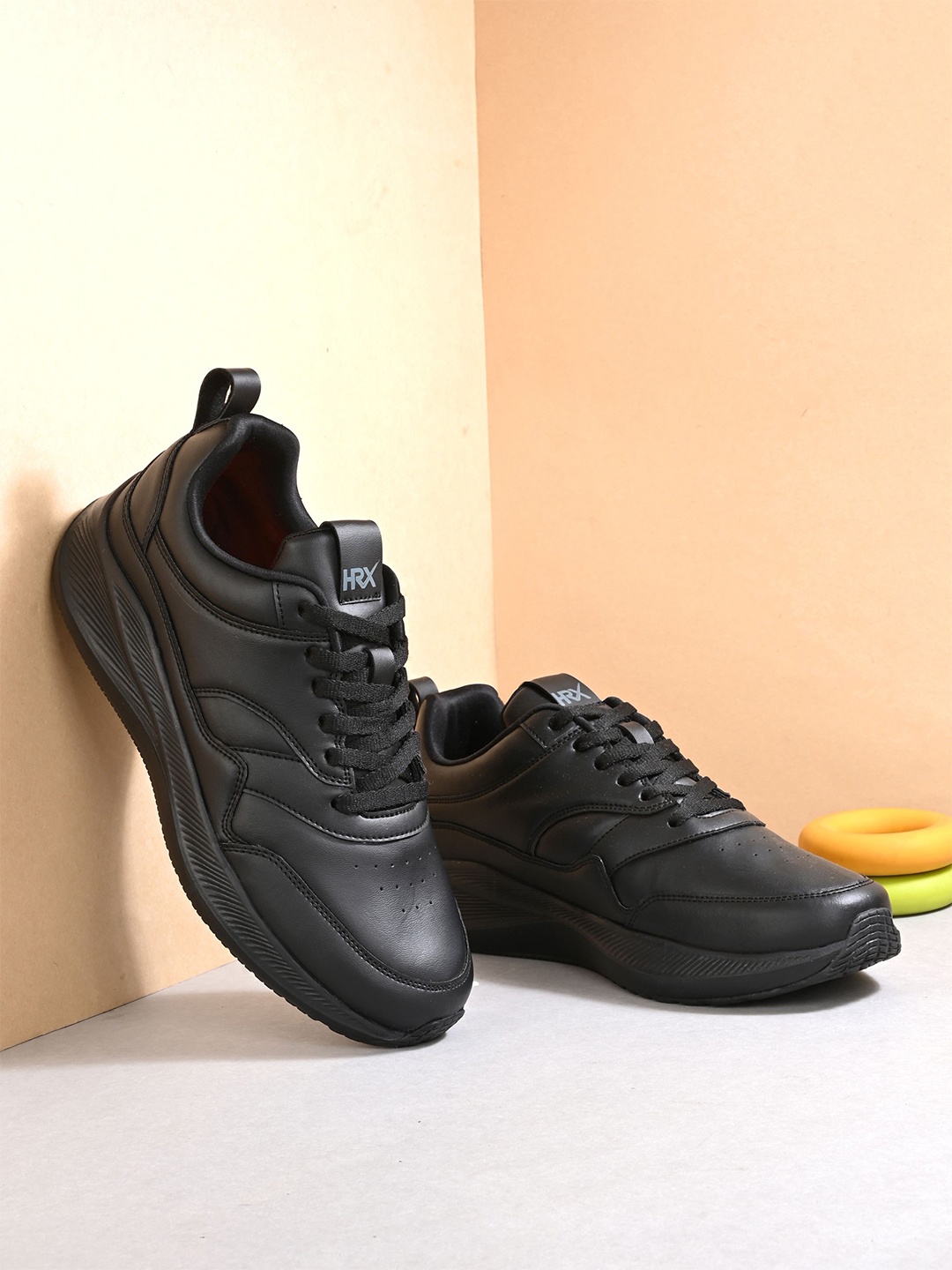 

HRX by Hrithik Roshan Men Running Non-Marking Shoes, Black
