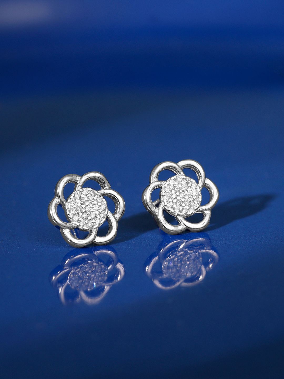 

GIVA Contemporary Studs Earrings, Silver
