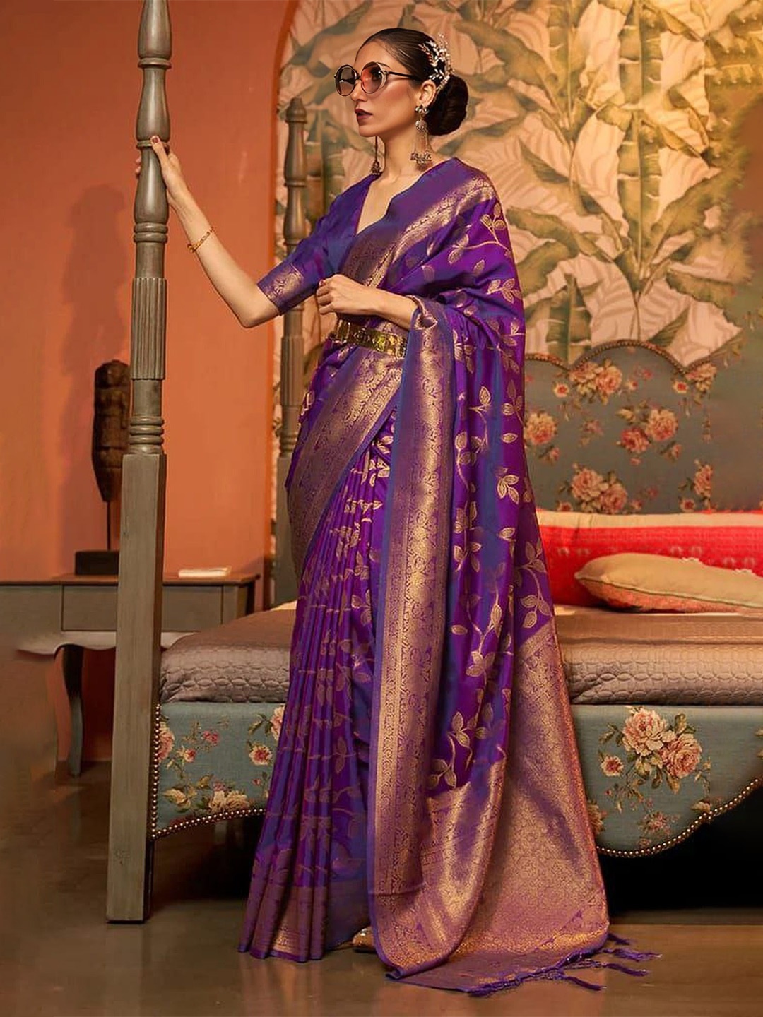 

bansari textiles Woven Design Zari Kanjeevaram Saree, Purple