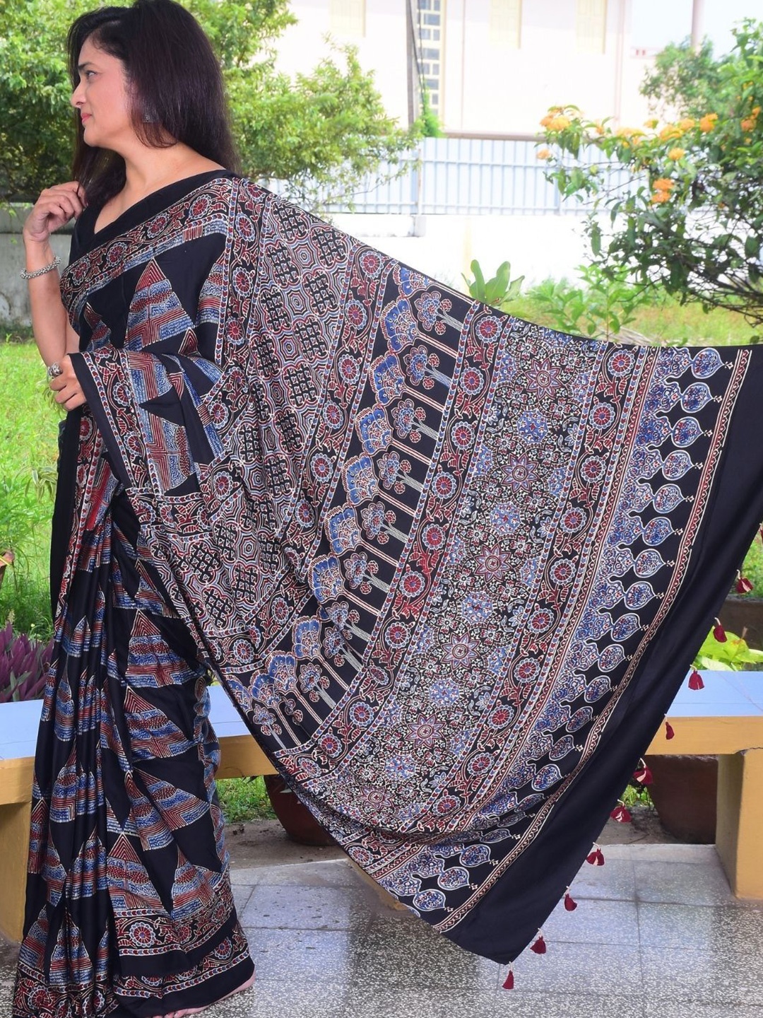 

Indeloom Ajrak Block Pure Silk Block Print Saree, Black