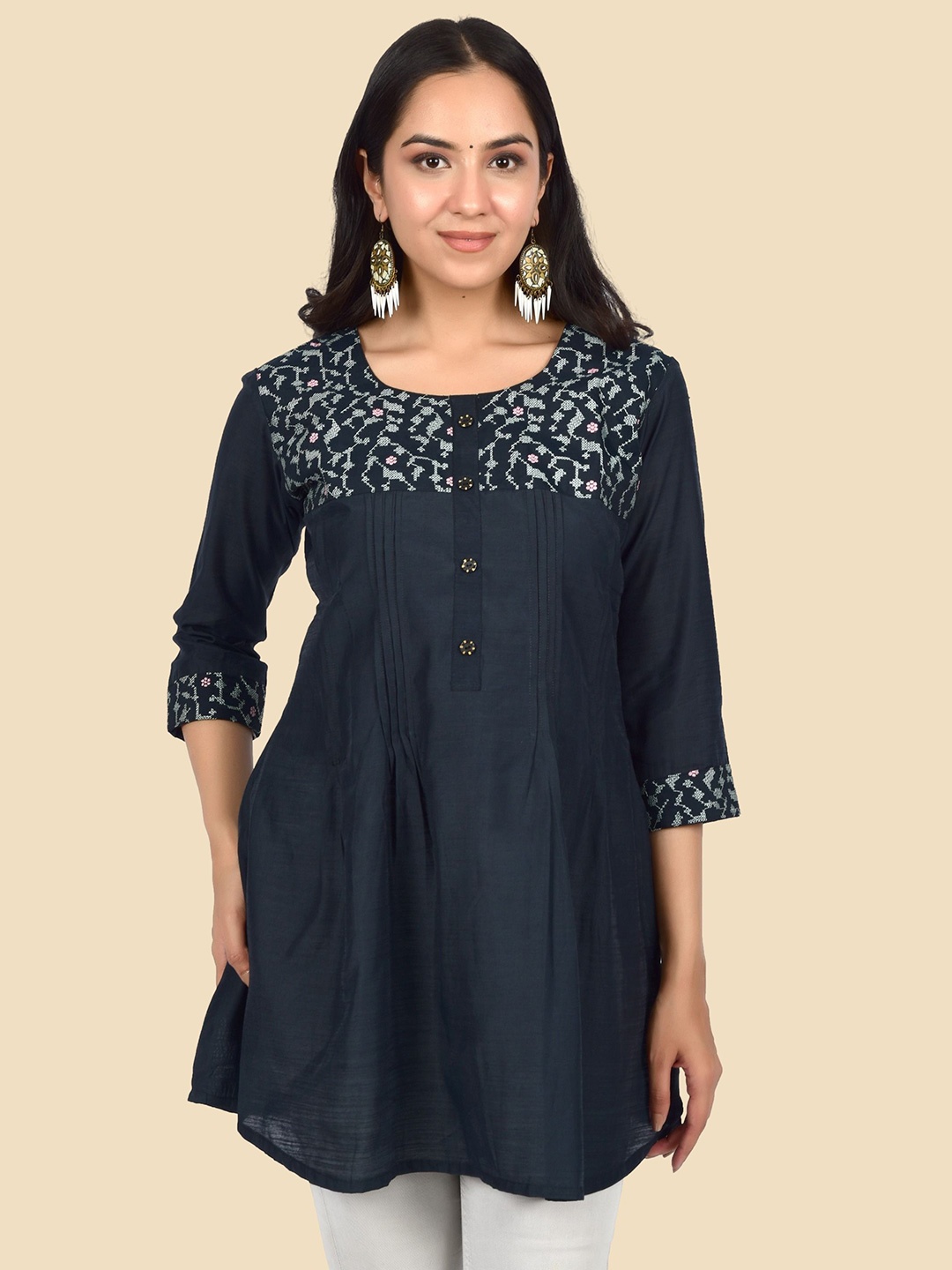 

Kalavrund Creation Women Ethnic Motifs Printed A-Line Kurti, Blue