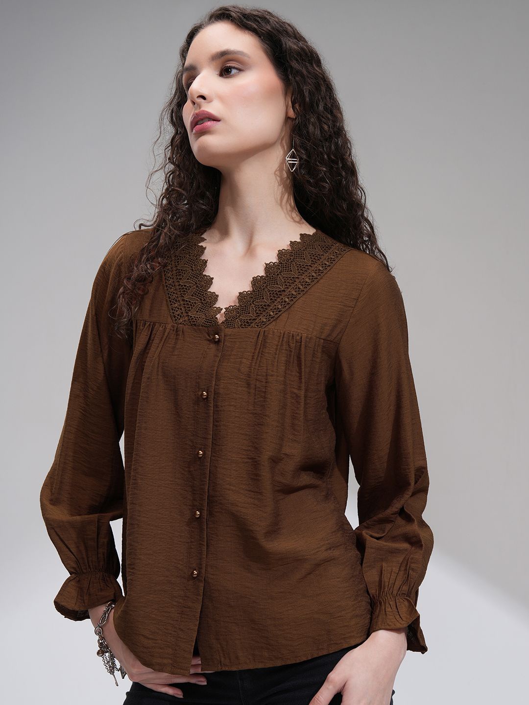 

Tokyo Talkies Women Solid Gathered Lace Trimmed Top, Brown