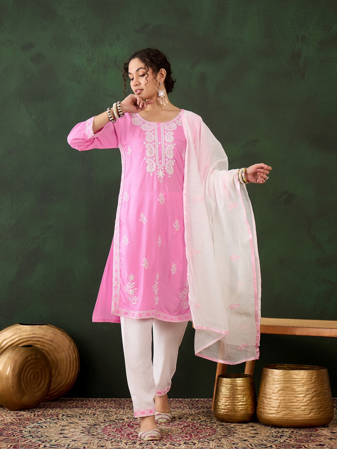 

Blissta Pink Paisley Embroidered Round Neck Chikankari Kurta With Trousers & Dupatta
