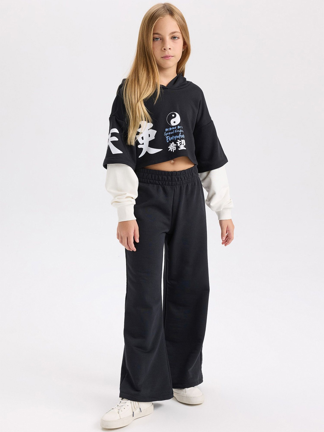 

DeFacto Girls Printed Hooded Sweatshirt With Trousers, Black