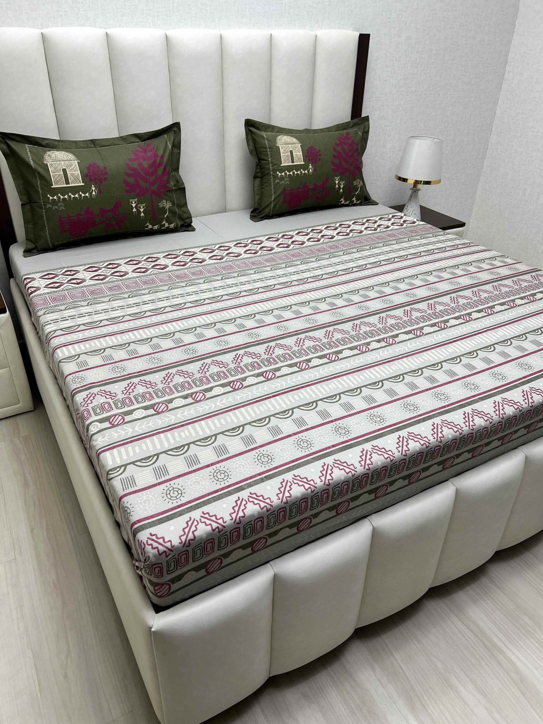 

Pure Decor Cotton King Size Double Bed Bedsheet With 2 Pillow Covers 2.74m X 2.74m, Green