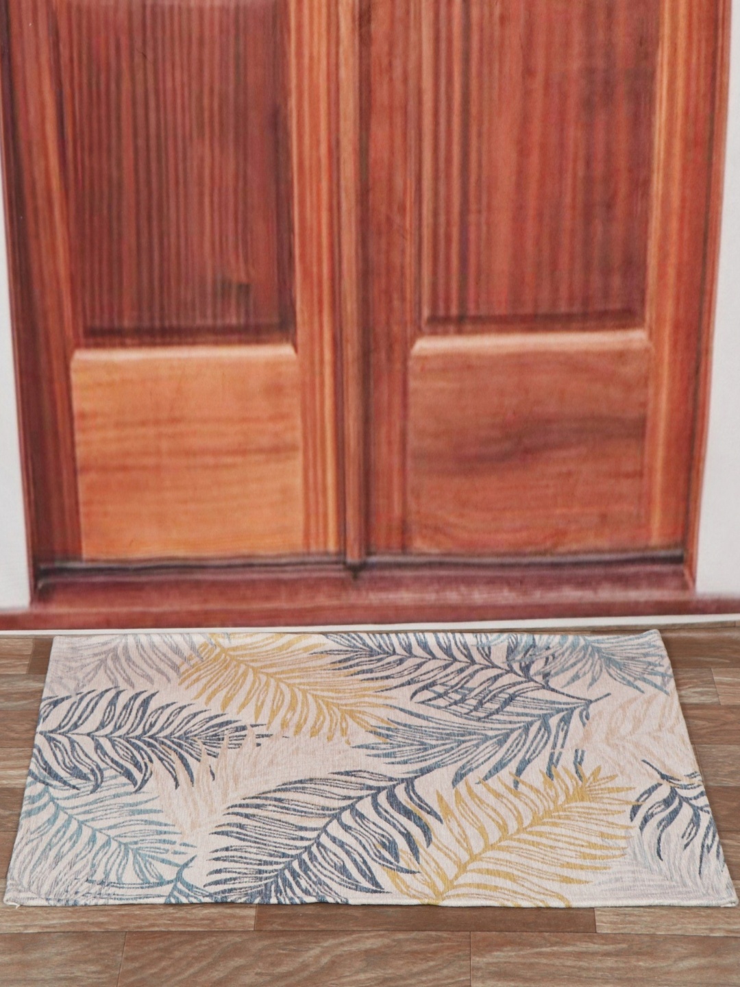 

Aura Beige & Blue Leaves Printed Anti Skid Doormat