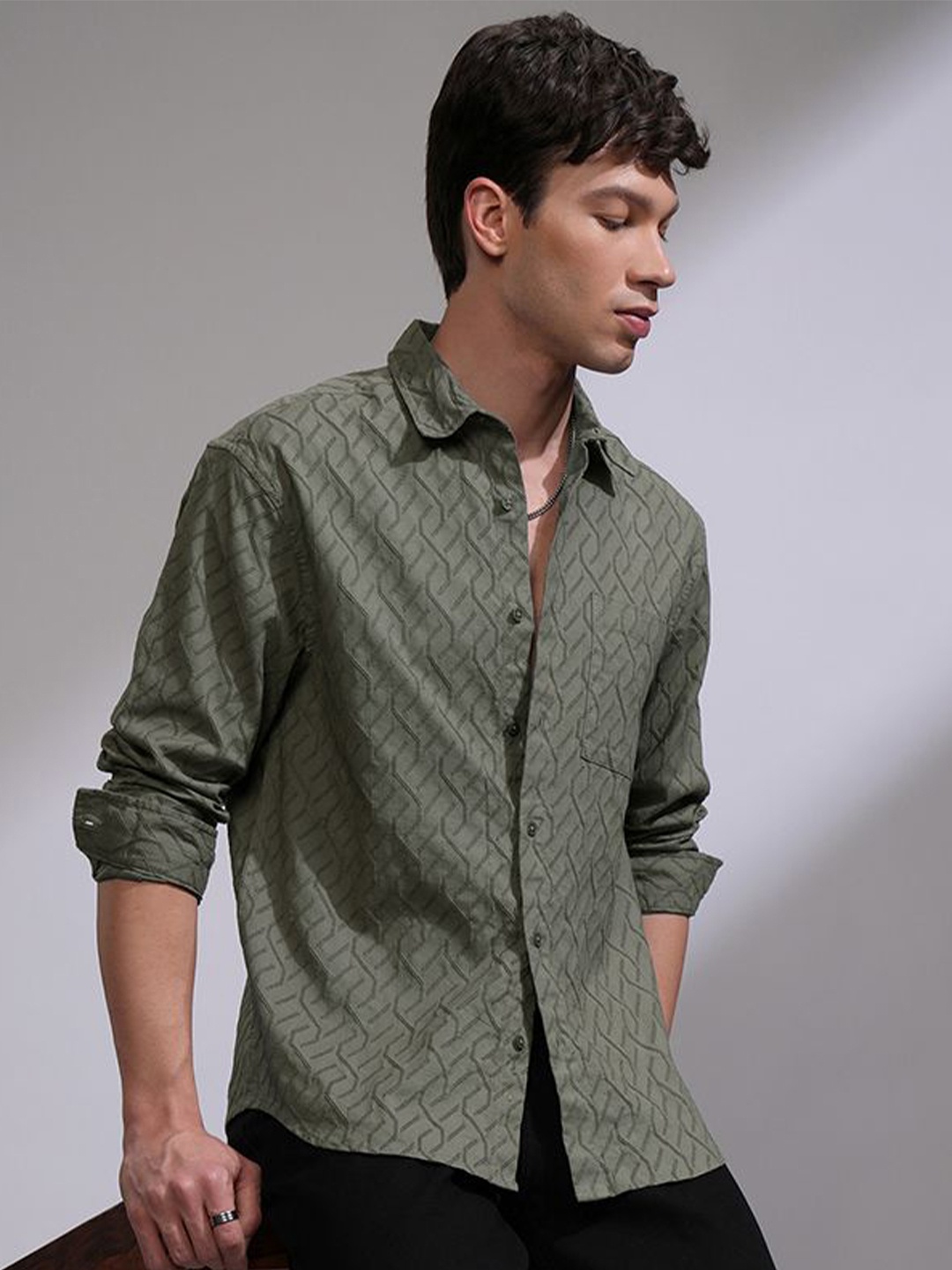 

HIGHLANDER Men Jacquard Embroide Relaxed Shirt, Green