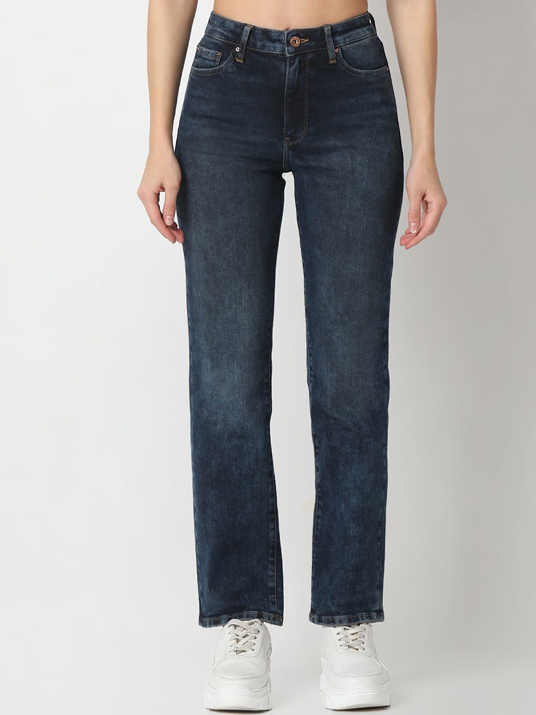 

SPYKAR Women Straight Fit Light Fade Jeans, Blue