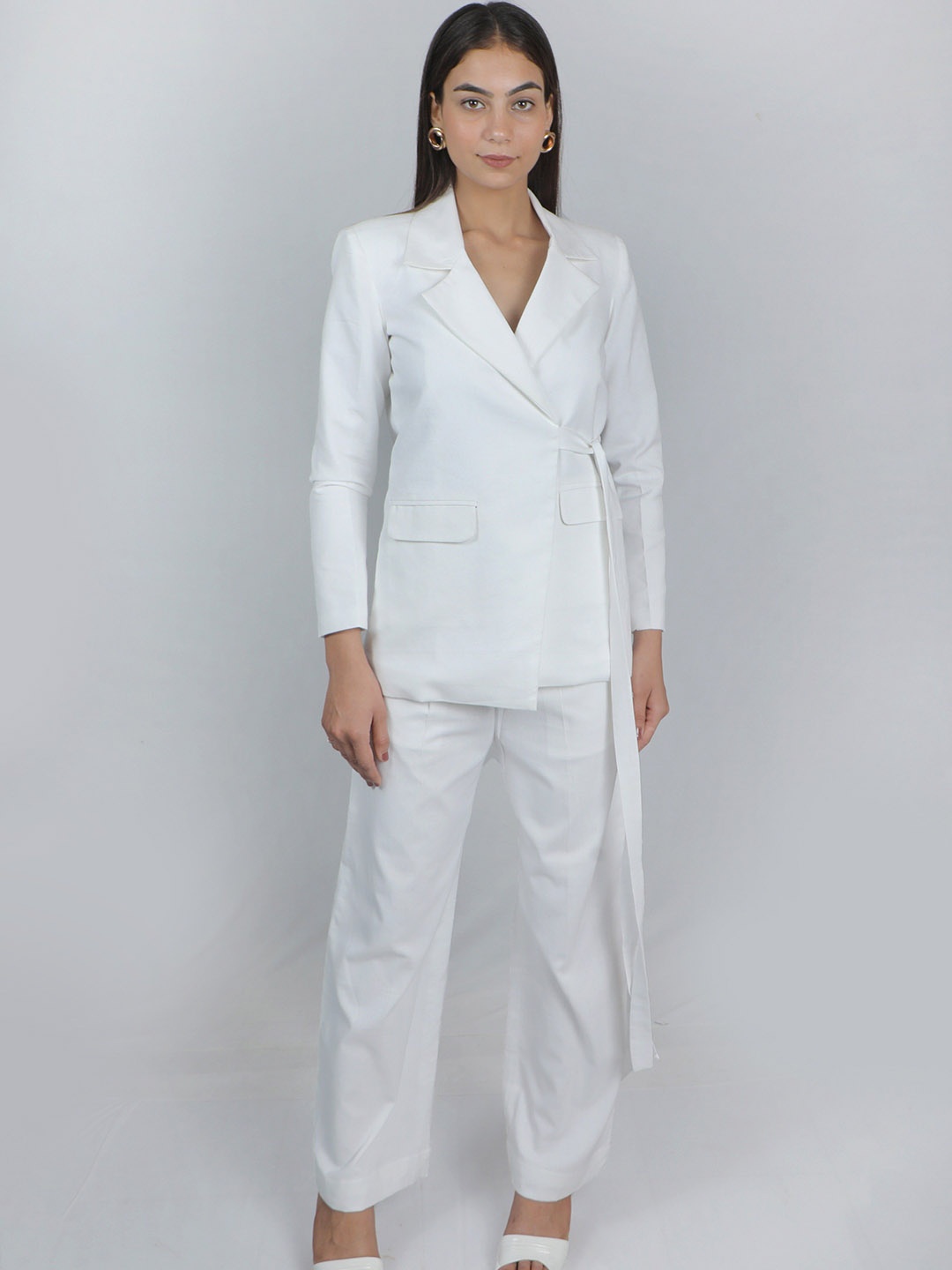 

House of Harakh Single-Breasted Cotton Linen Formal Blazers, White