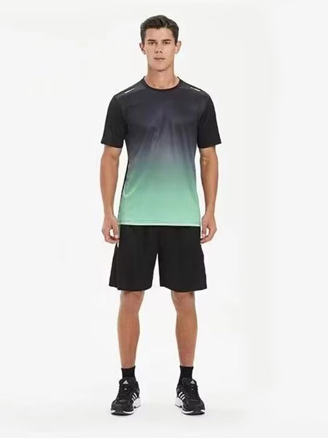 

StyleCast x Revolte Colourblocked T-Shirt With Shorts, Green