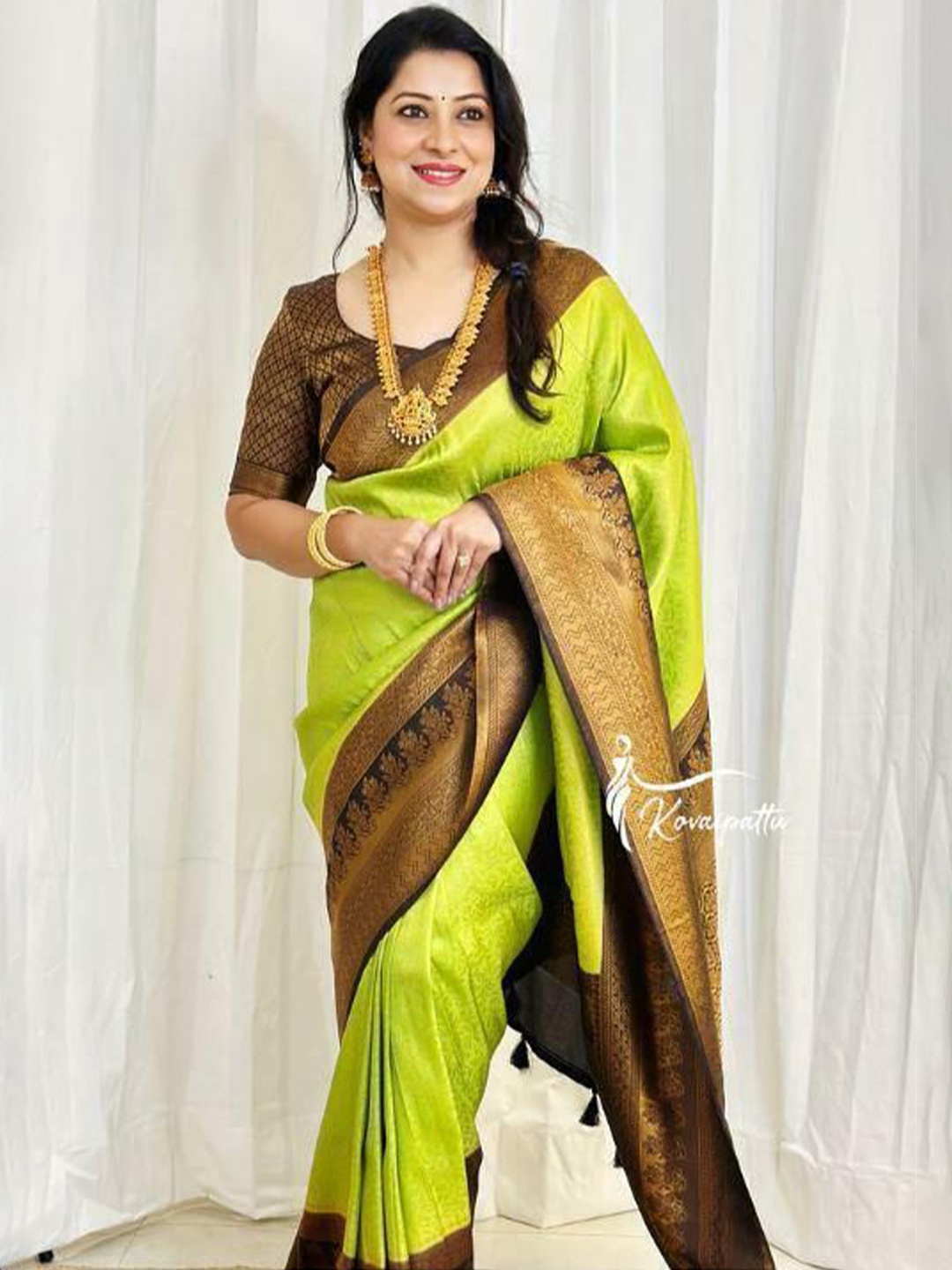 

bansari textiles Woven Design Zari Banarasi Saree, Green